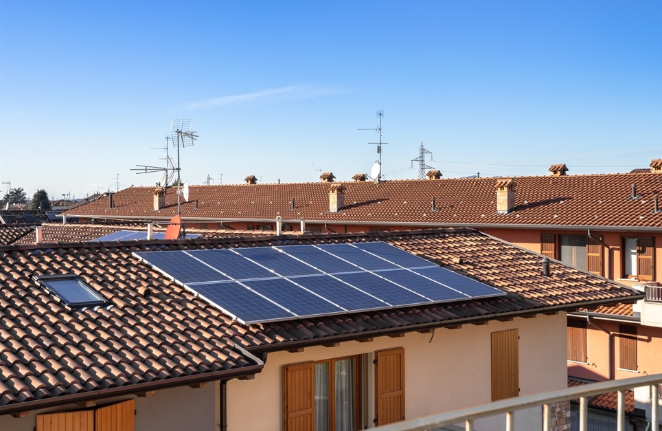 Limpieza y mantenimiento de paneles solares